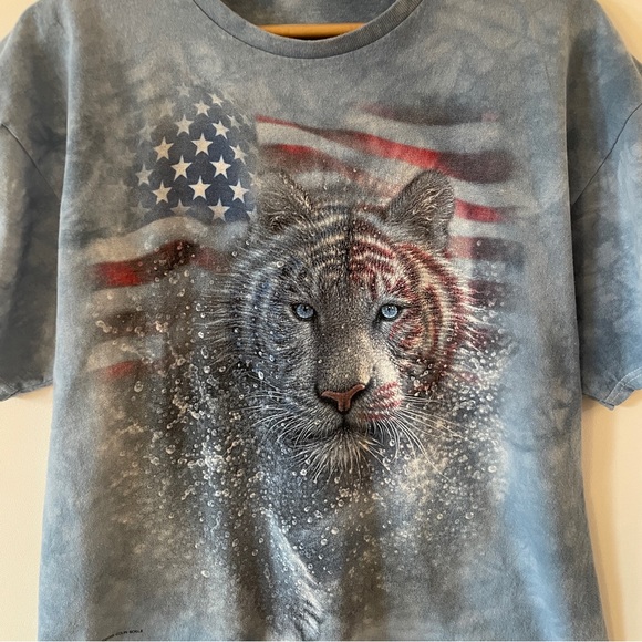 Collin Bogle USA Patriotic Tiger Flag Shirt - Picture 2 of 5